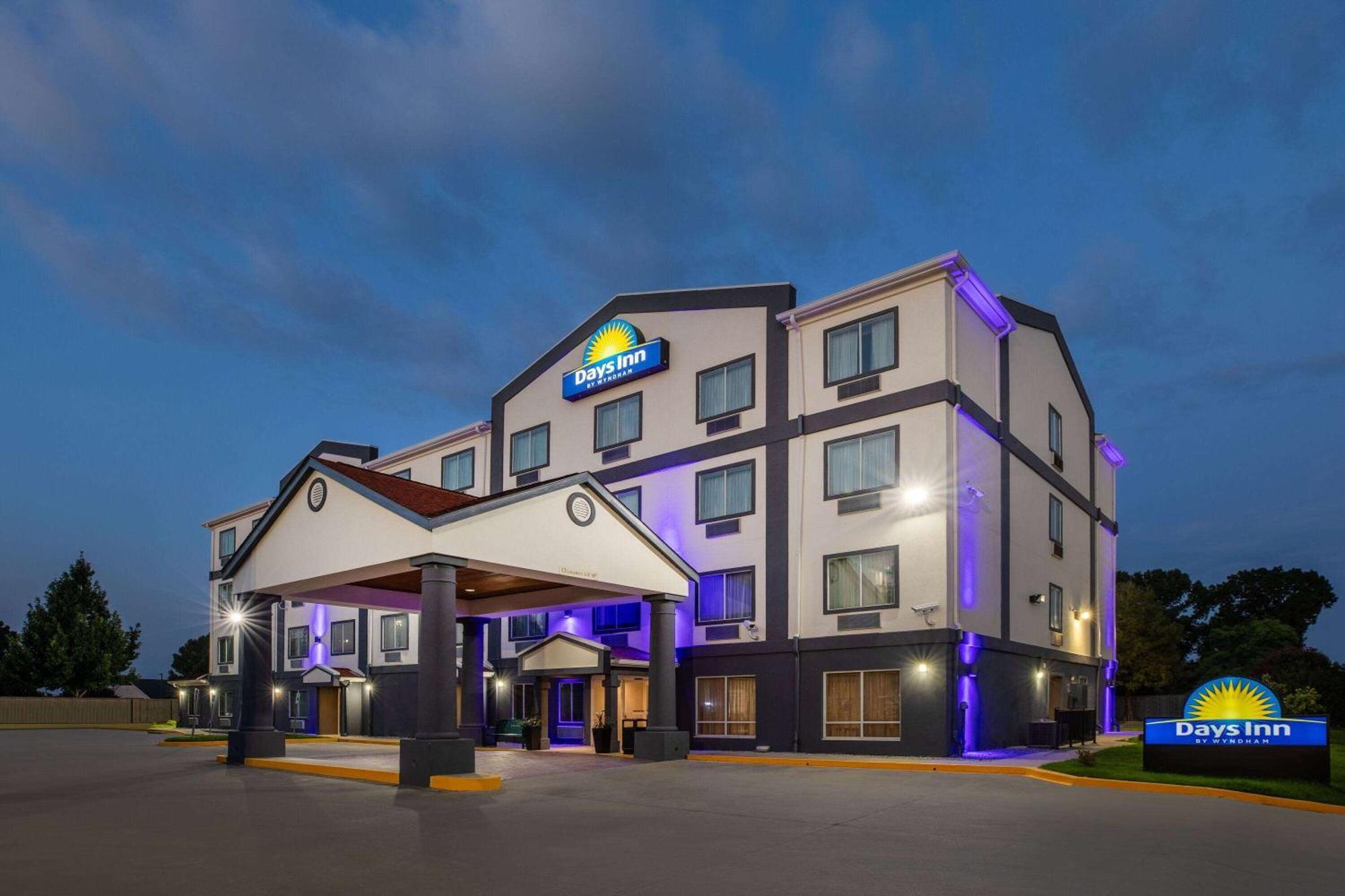 Days Inn By Wyndham Baton Rouge I-10 Exterior photo